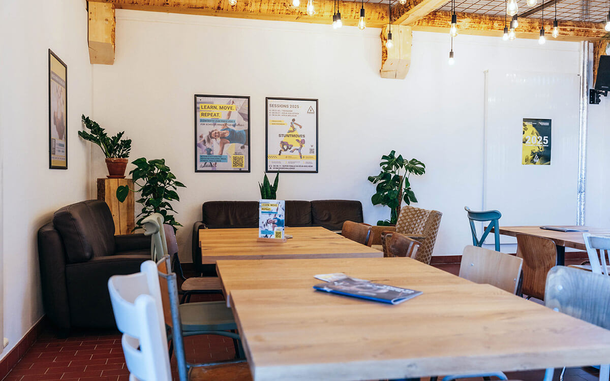 Gemütliches Bistro mit vielen Sitzmöglichkeiten